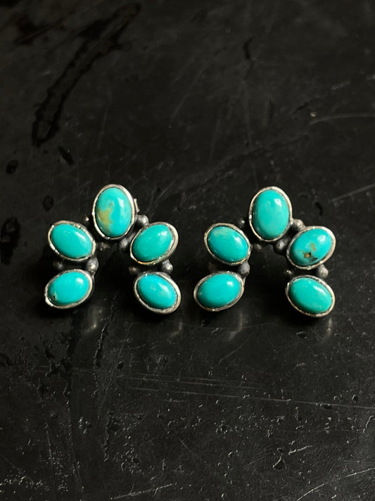 Kingman Turquoise Naja Earrings | Cluster Stud E660