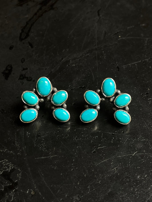 Kingman Turquoise Naja Earrings | Cluster Stud E654