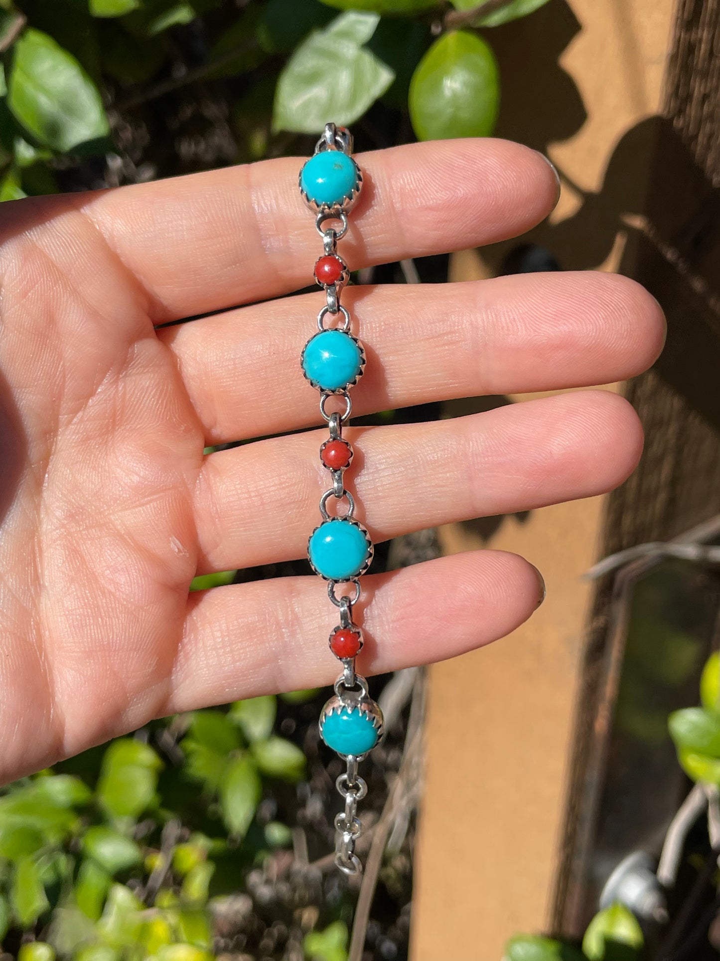 Kingman Turquoise and Italian Coral Link Bracelet | 925 Sterling Silver B918