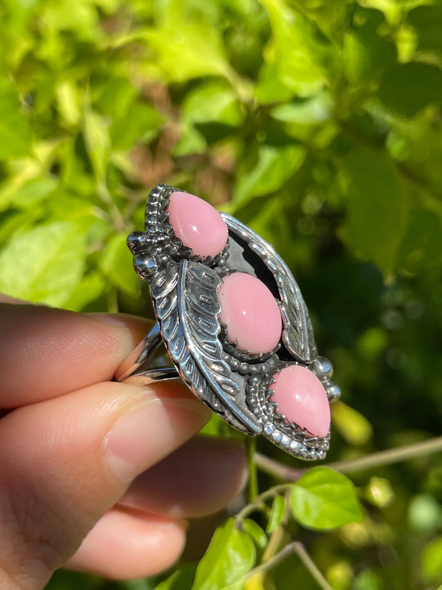 Pink Conch Triple Stone Leaf Ring | 925 Sterling Silver | Size 9 B305