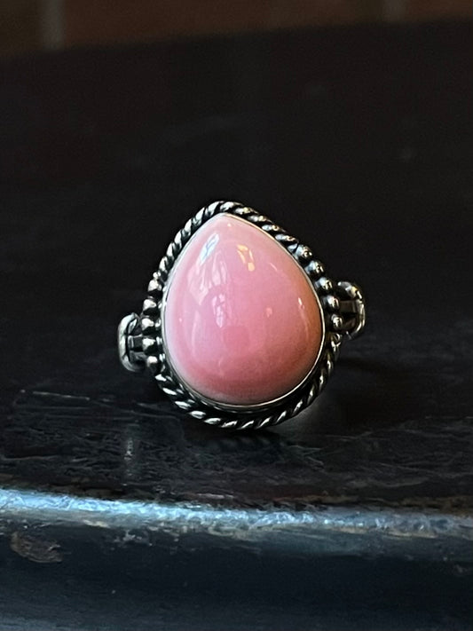 Pink Conch Tear Drop Ring | 925 Sterling Silver Size 7.75 E427