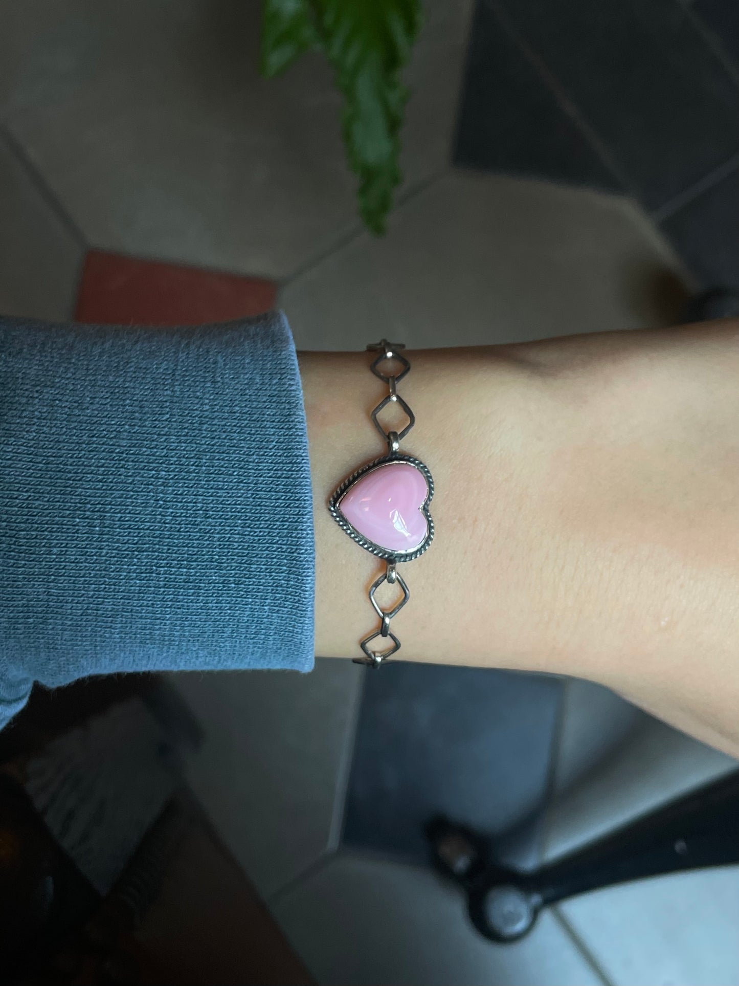 Pink Conch Heart Bracelet | 925 Sterling Silver E547