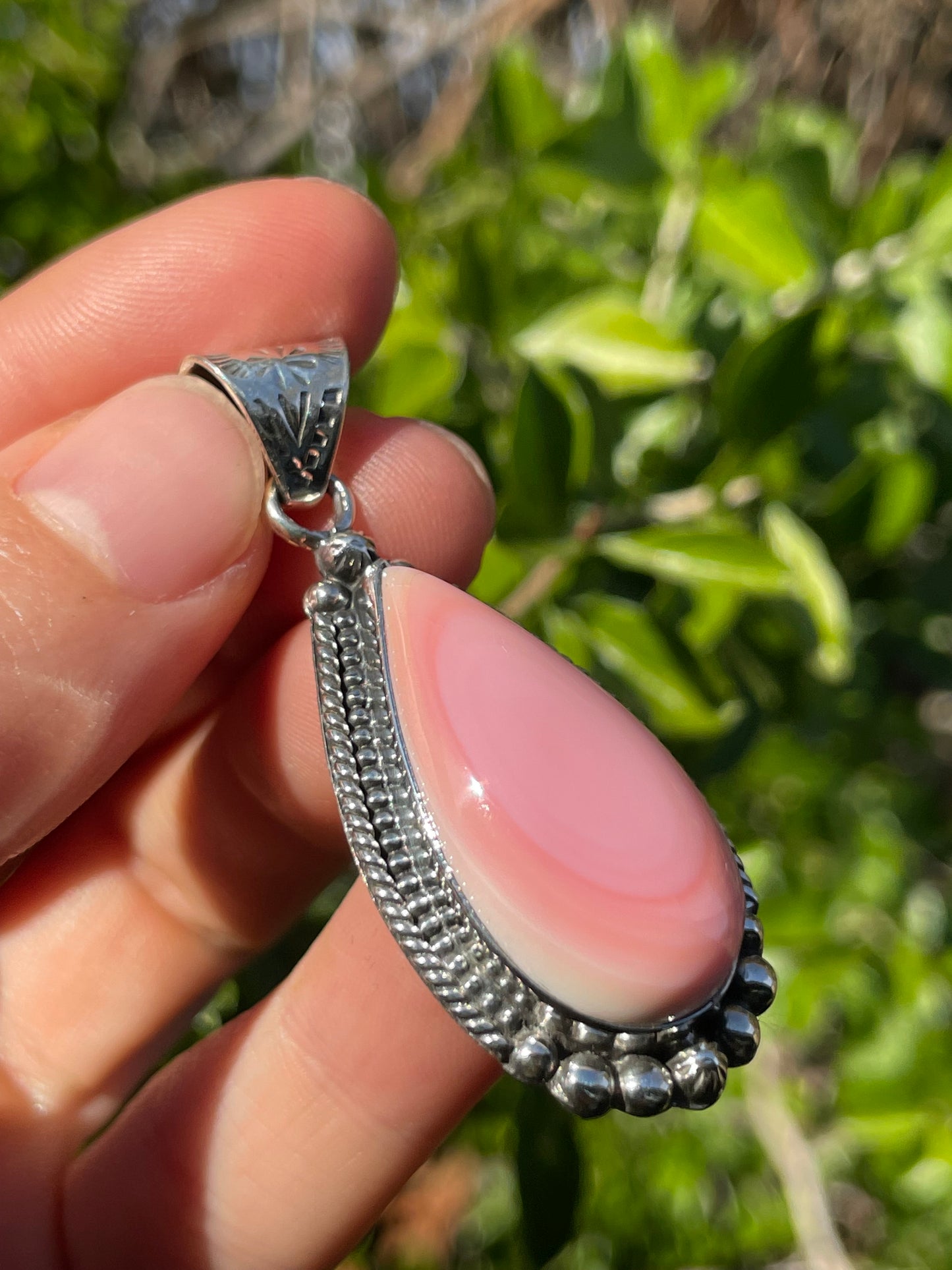 Pink Conch Teardrop Pendant | Sterling Silver 925 B703