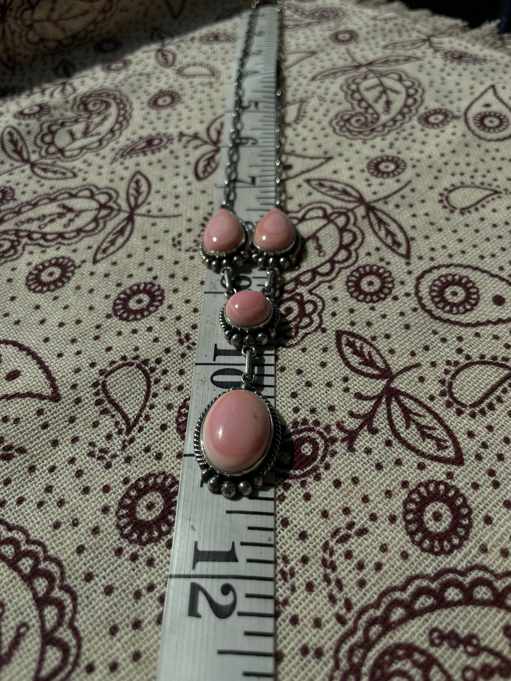 Pink Conch Lariat Necklace | Graduated Oval Stations | 925 Silver E574