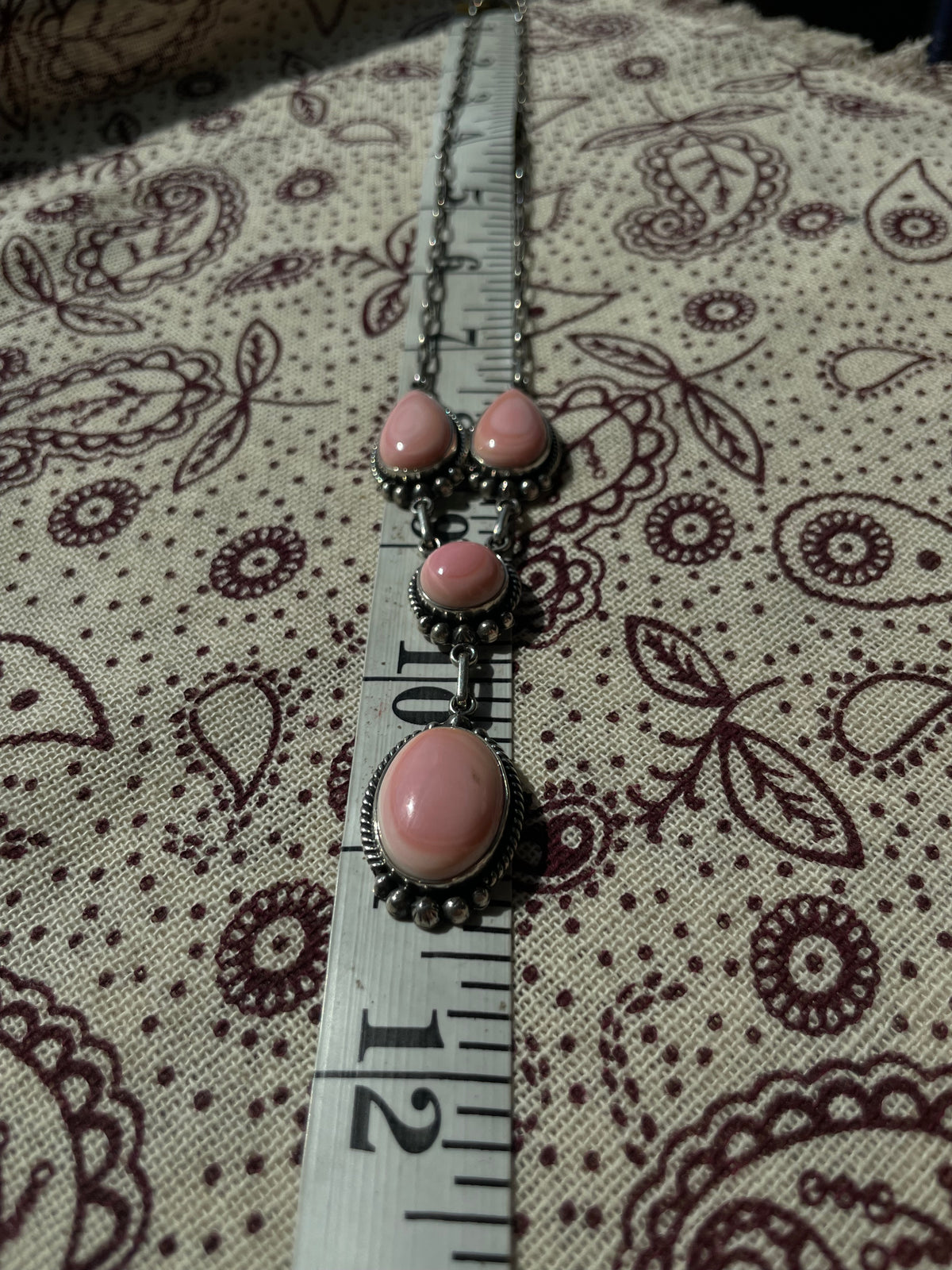 Pink Conch Lariat Necklace | Graduated Oval Stations | 925 Silver E574