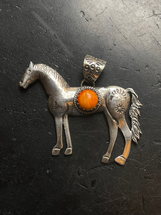 Spiny Oyster Horse Pendant | Sterling Silver E716