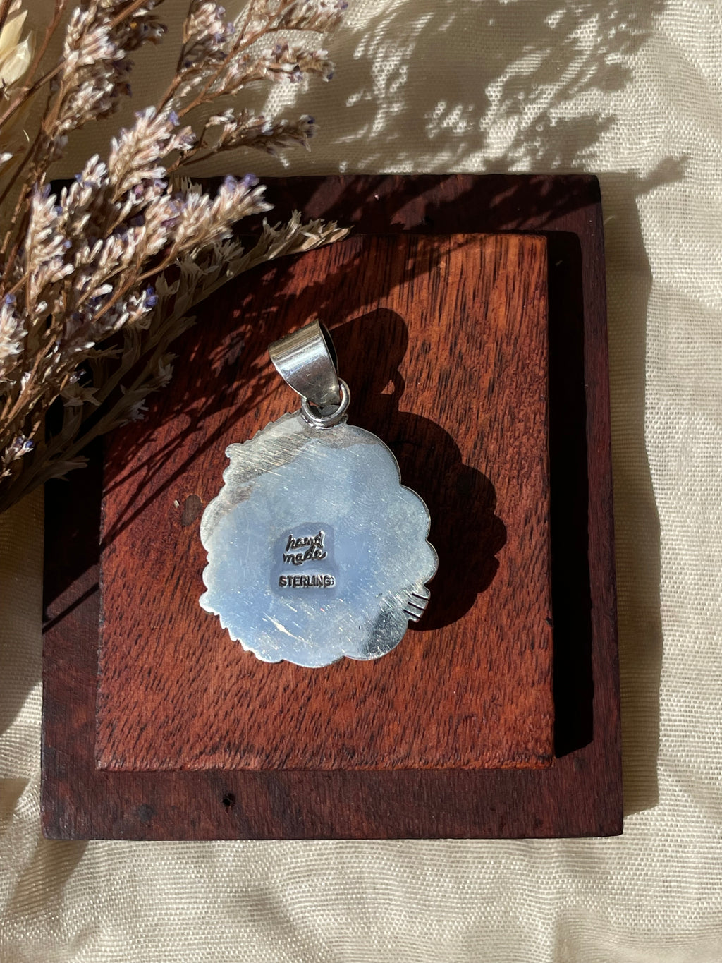 Pink Conch Tear Drop Pendant | Sterling Silver | A622