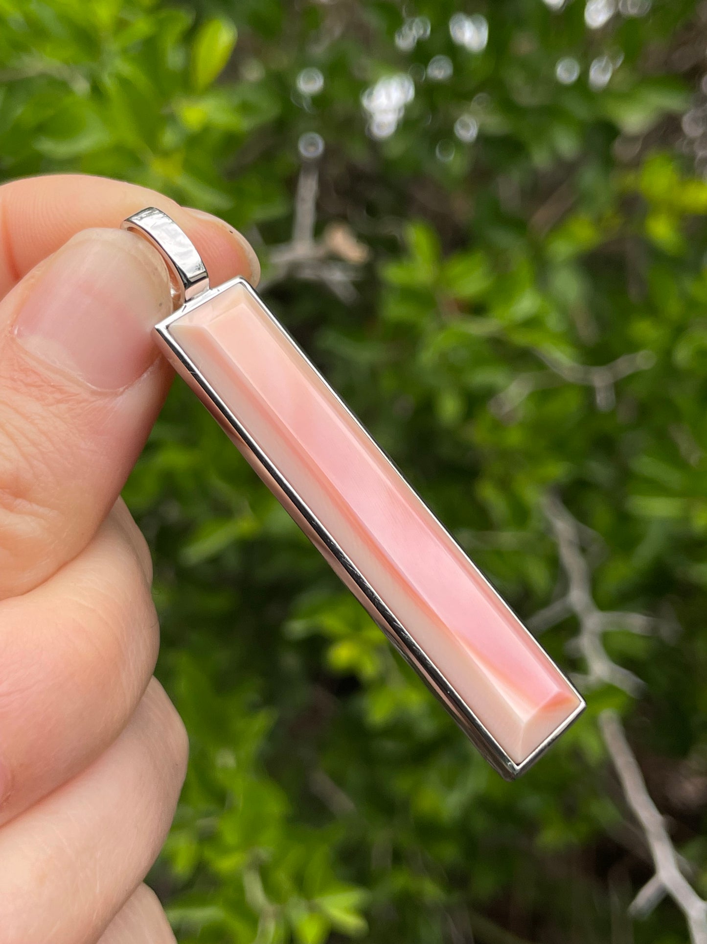 Pink Conch Bar Pendant | 925 Sterling Silver B620