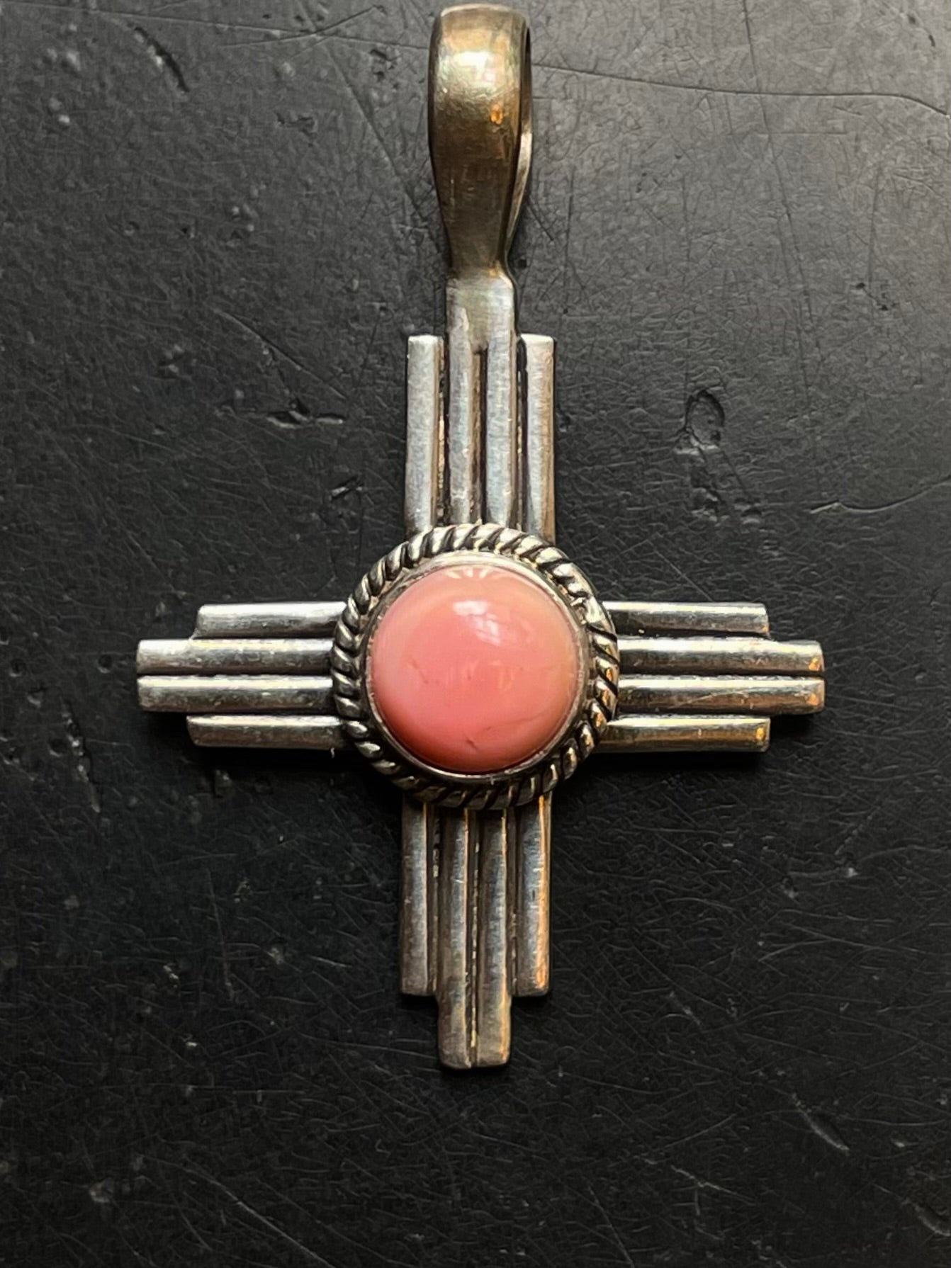 Pink Conch Zia Cross Pendant | 925 Sterling Silver E963