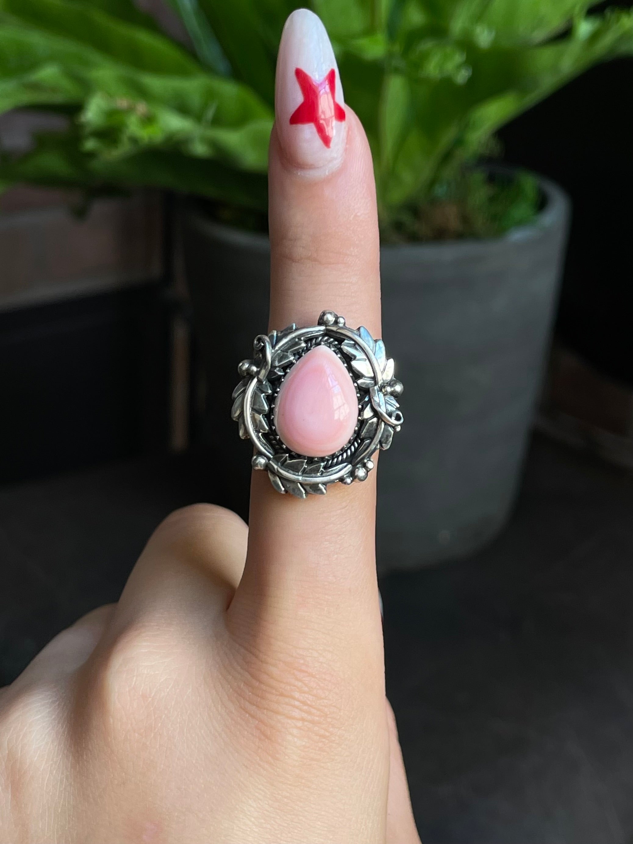 Pink Conch Feather Ring Size 8 | 925 Sterling Silver G534
