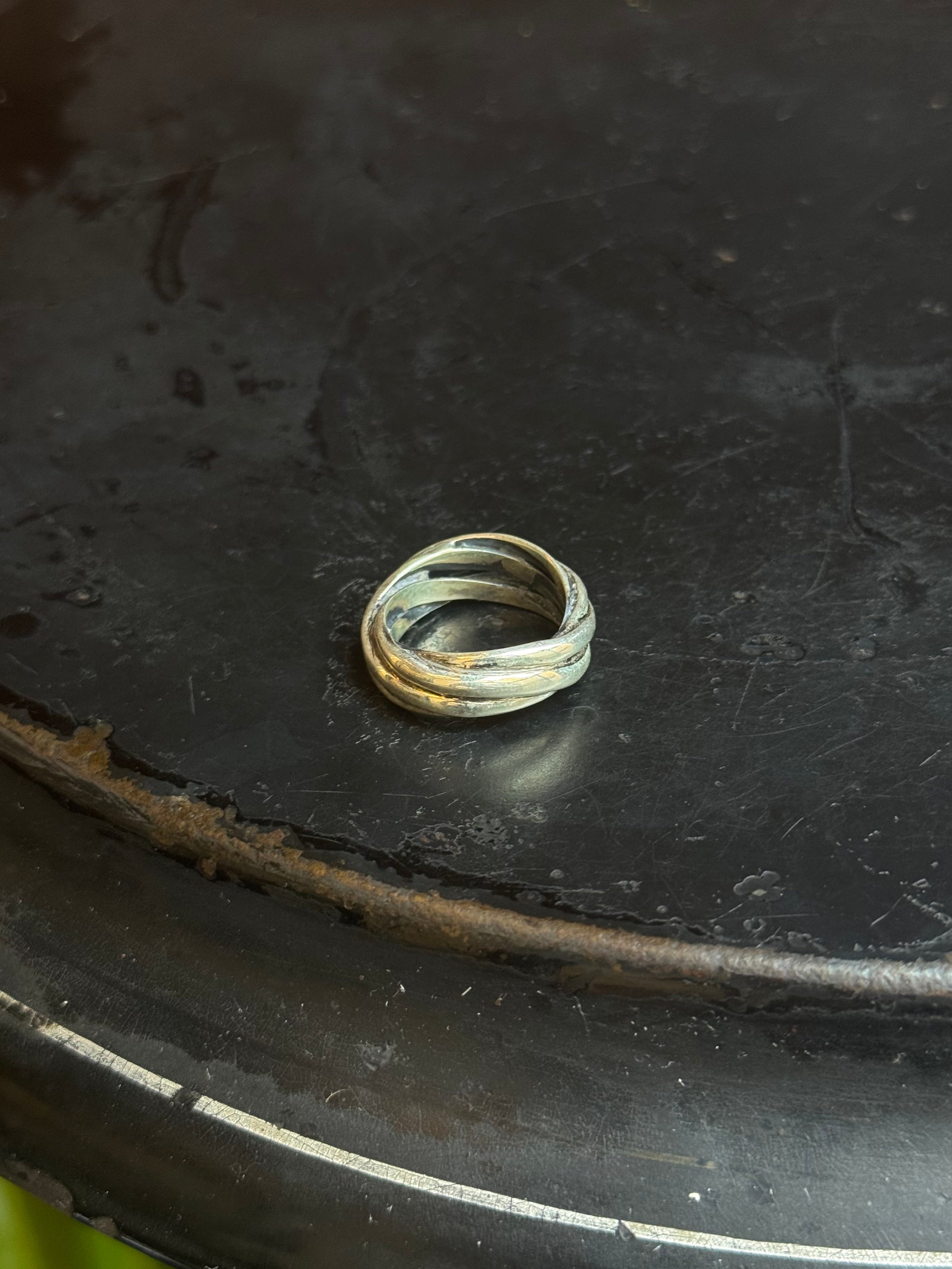 Sterling Silver Strand Ring | Sterling Silver | Size 7 | A911
