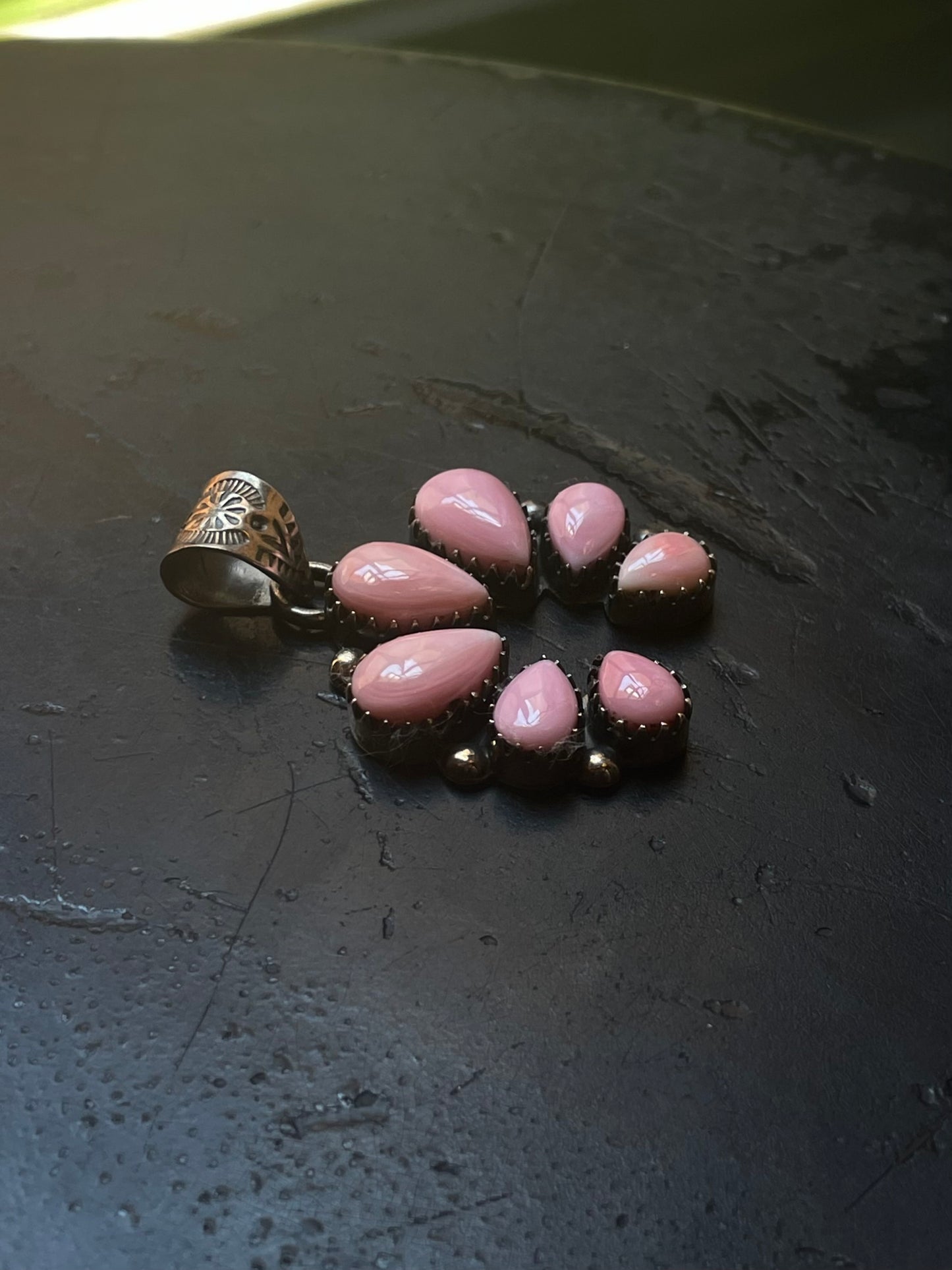 Pink Conch Naja Pendant | Sterling Silver G443