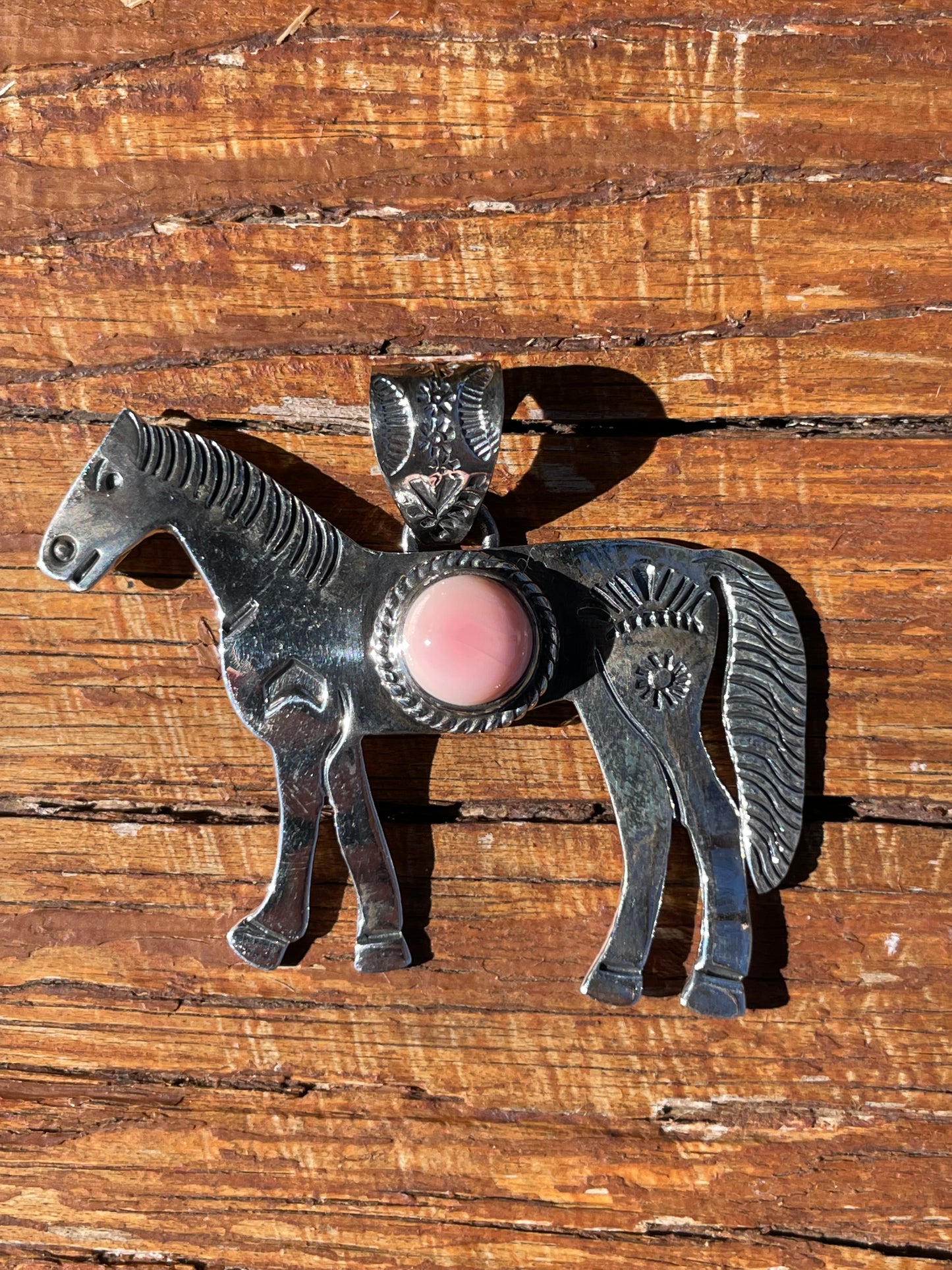 Pink Horse Conch Pendant | 925 Sterling Silver B913