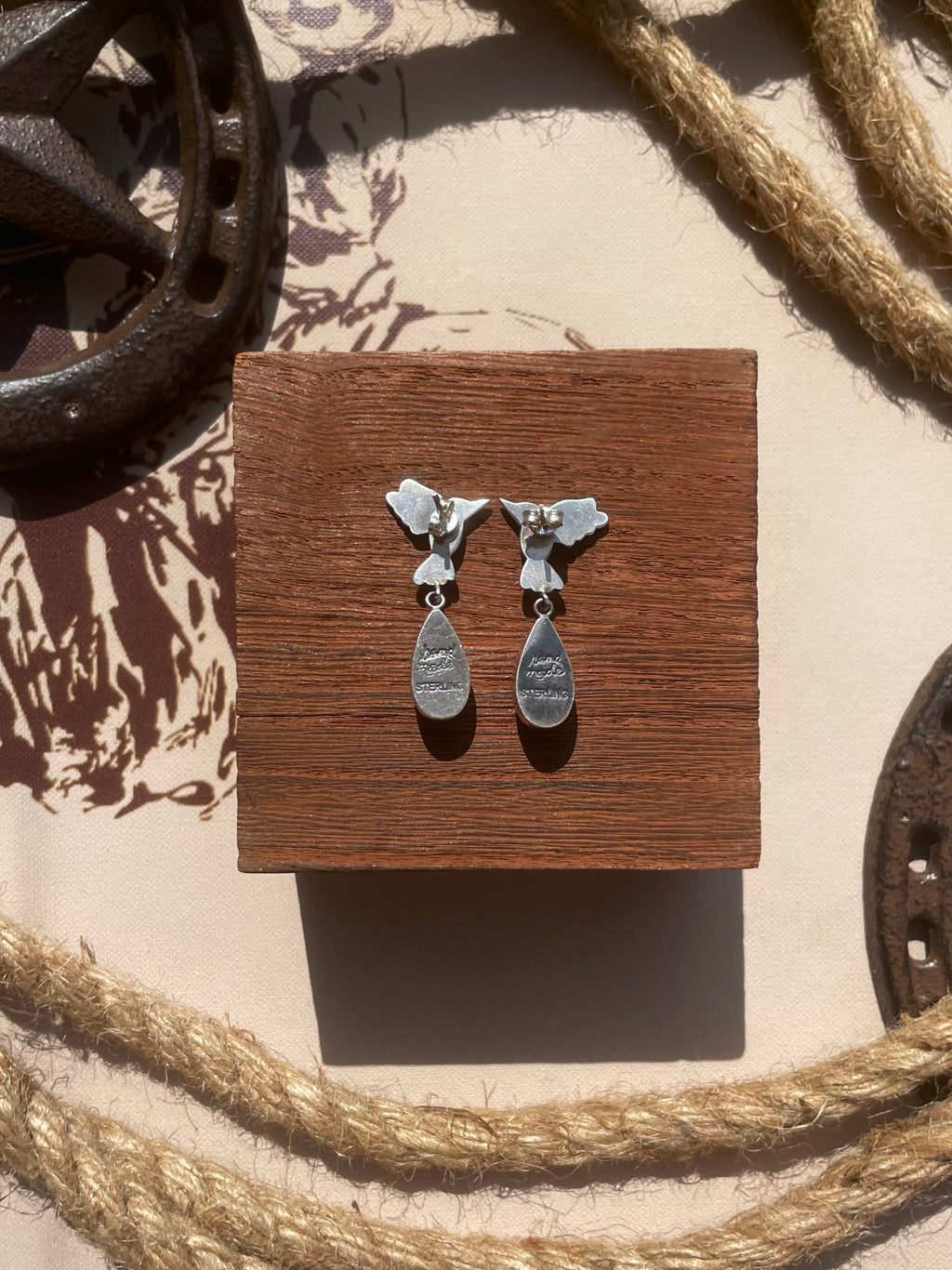 Pink Conch Hummingbird Stud Earrings | 925 Sterling Silver G703