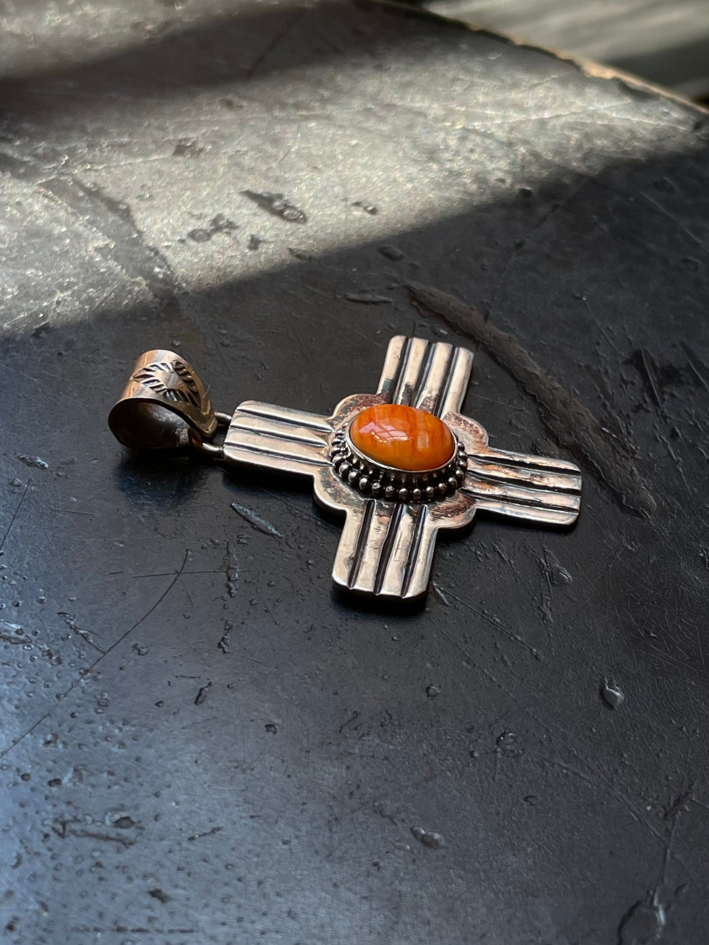 Spiny Oyster Zia Cross Pendant | Sterling Silver G432