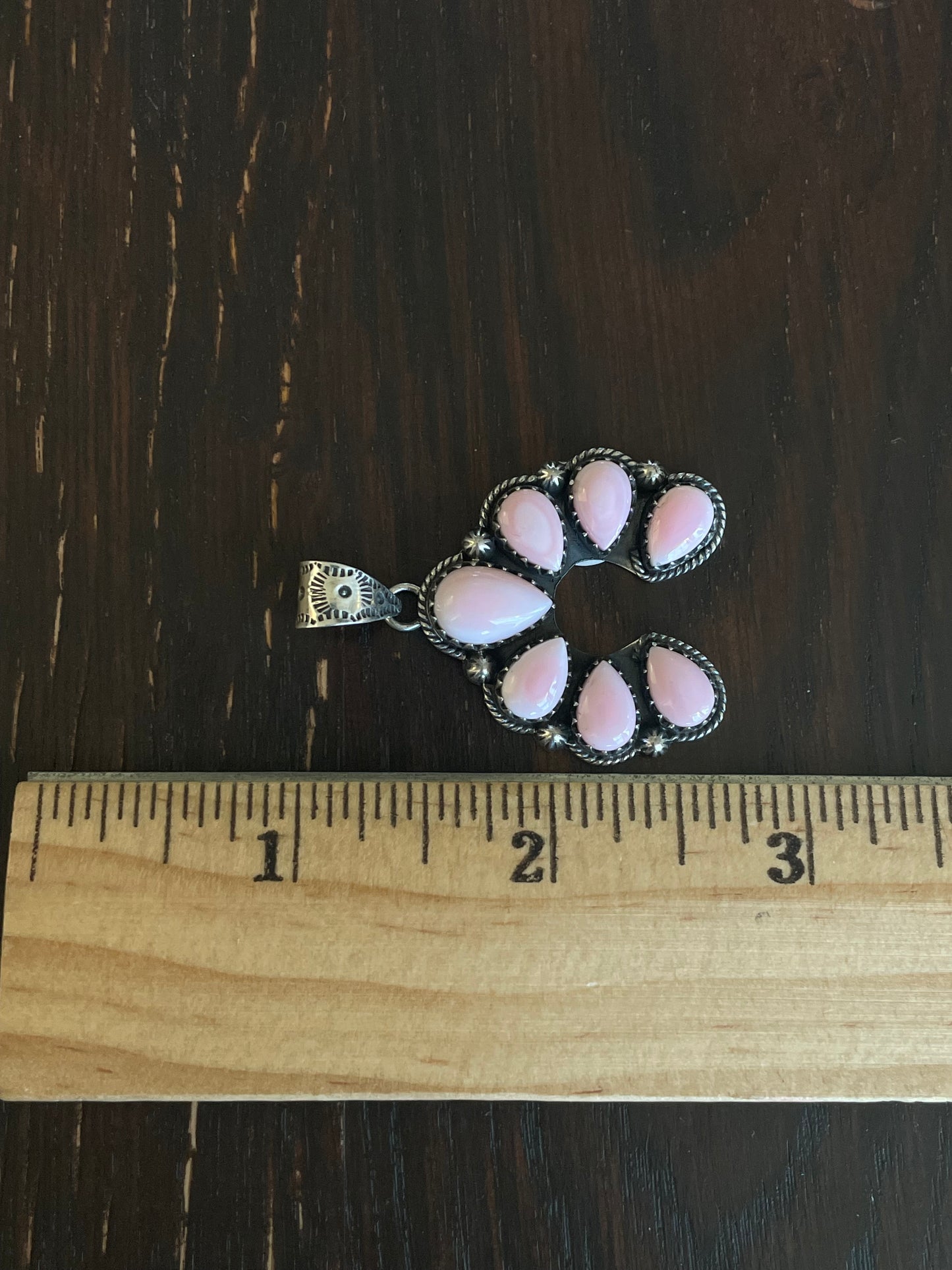 Pink Conch Naja Pendant | Sterling Silver E721