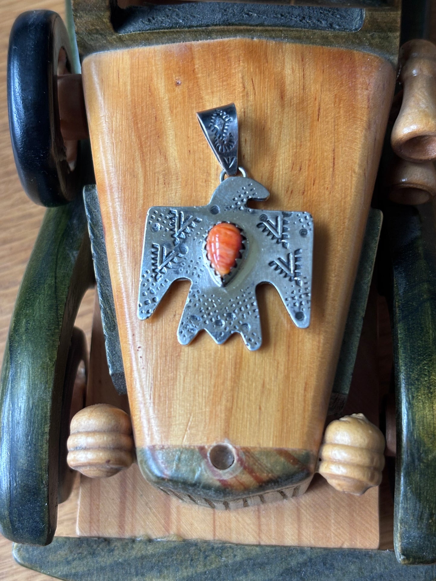 Spiny Oyster Thunderbird Pendant | Sterling Silver Southwest