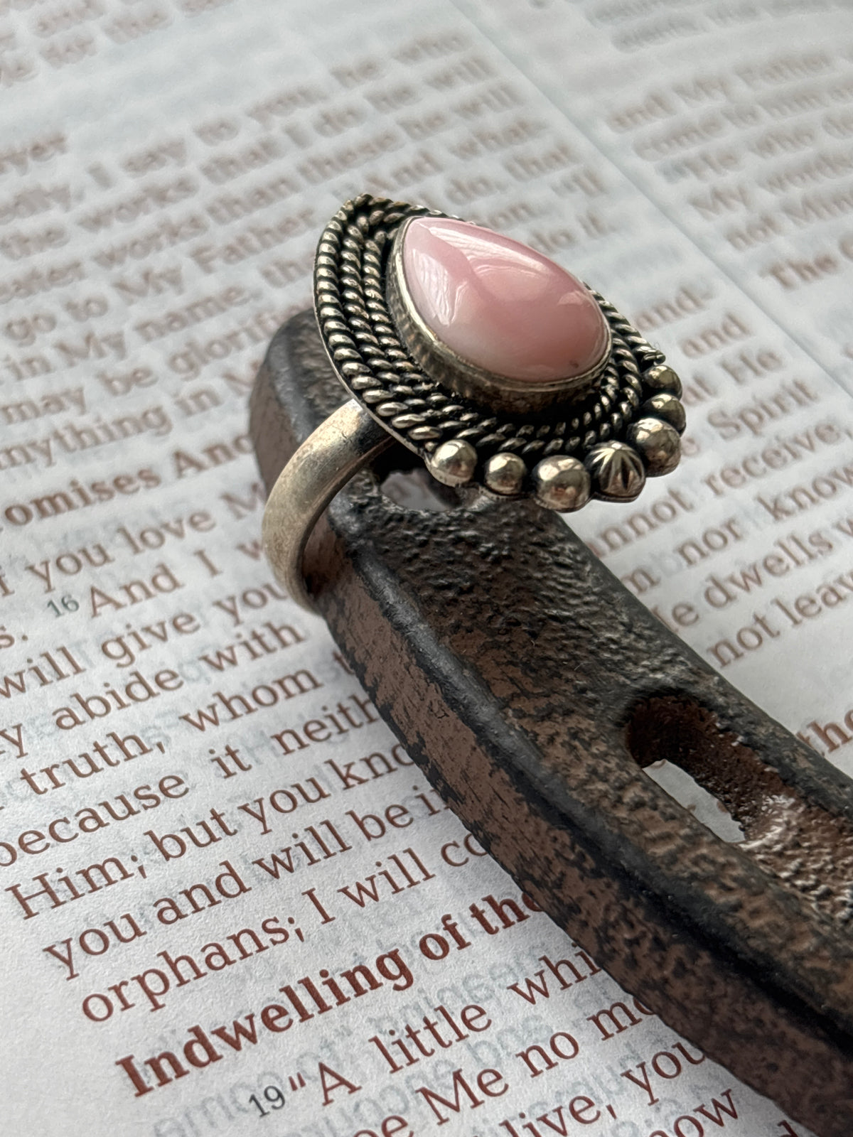 Pink Conch Teardrop Ring Size 8 | 925 Sterling Silver D270
