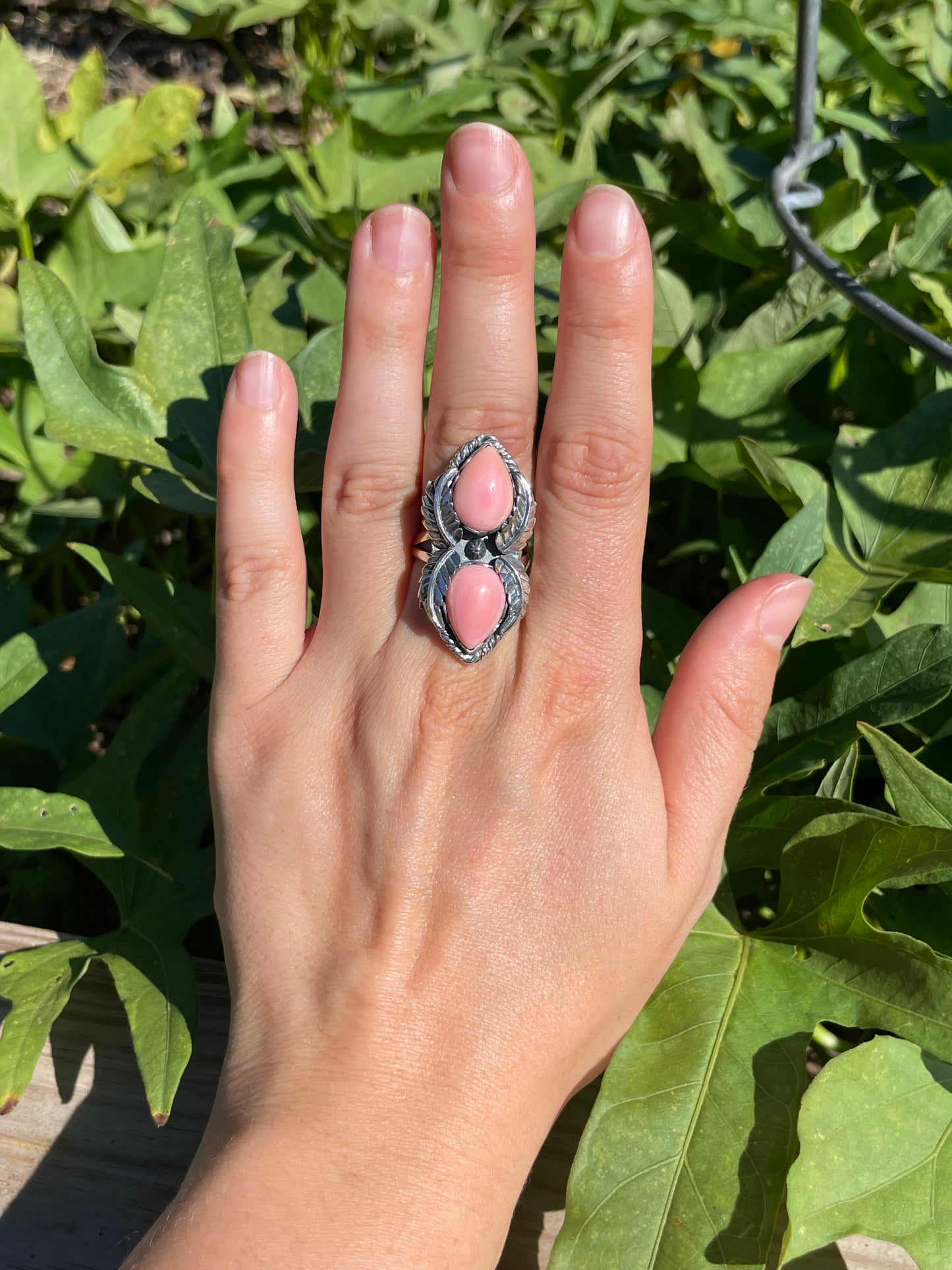 Pink Conch Leaf Design Ring | 925 Sterling Silver | Size 8.25 B339