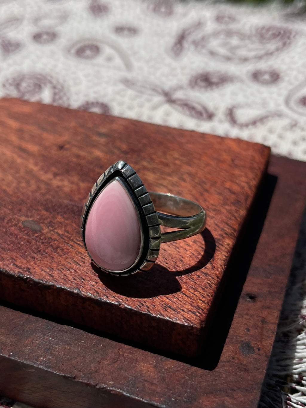 Pink Conch Teardrop Ring | 925 Sterling Silver Size 8 D298