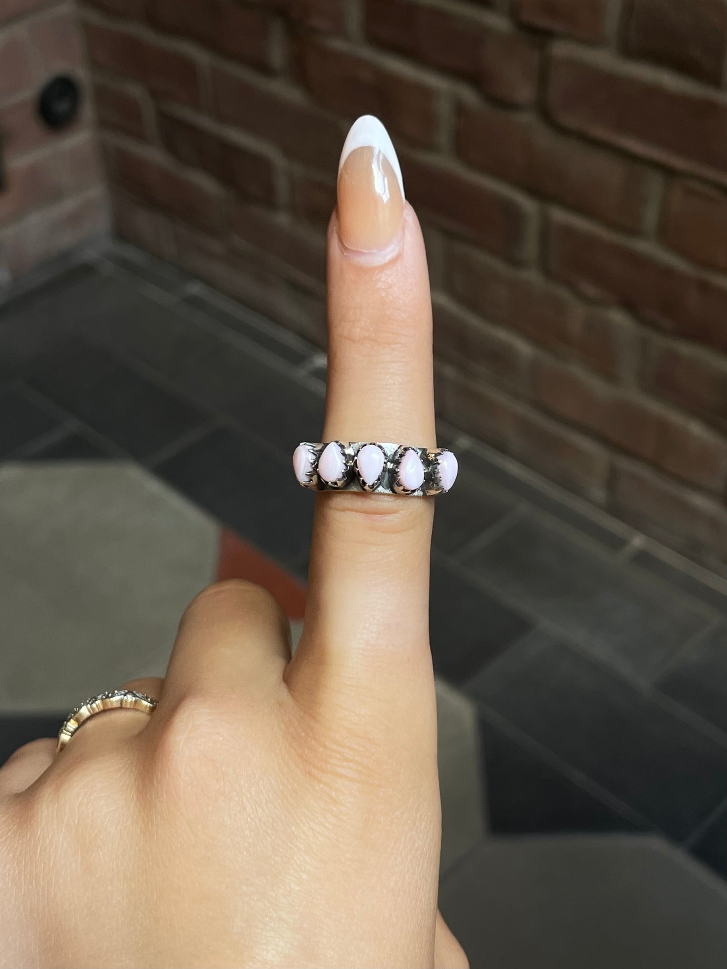 Pink Conch Ring | Sterling Silver | Size 8 | A311