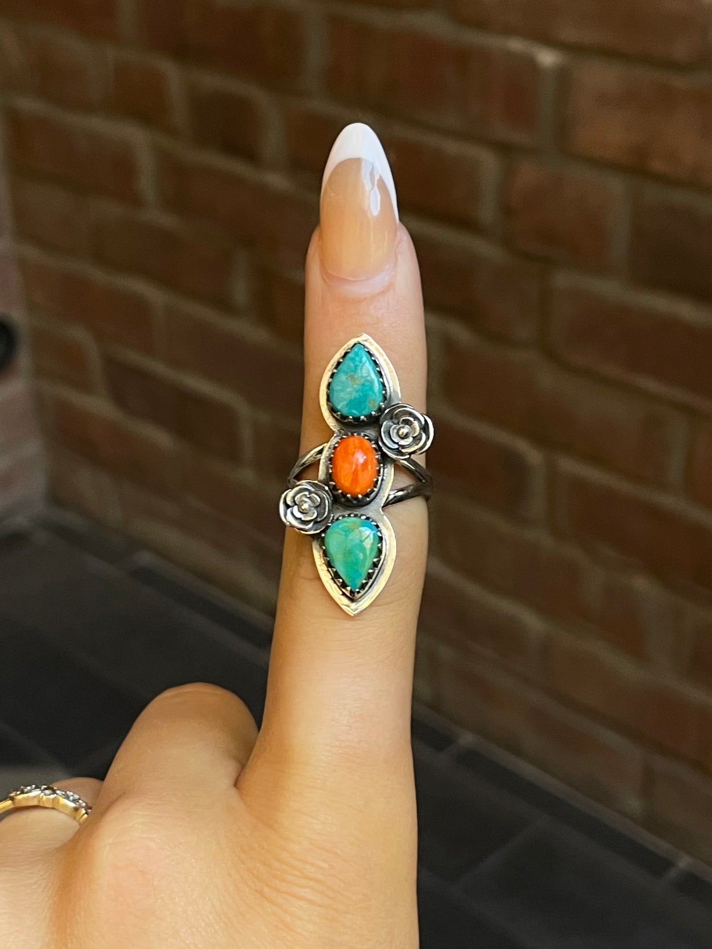 Spiny Oyster Turquoise Floral Ring Size 7 | Sterling Silver E852