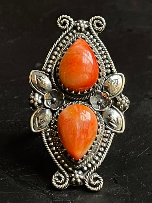 Spiny Oyster Tear Drop Ring Size 7 | 925 Sterling Silver G214