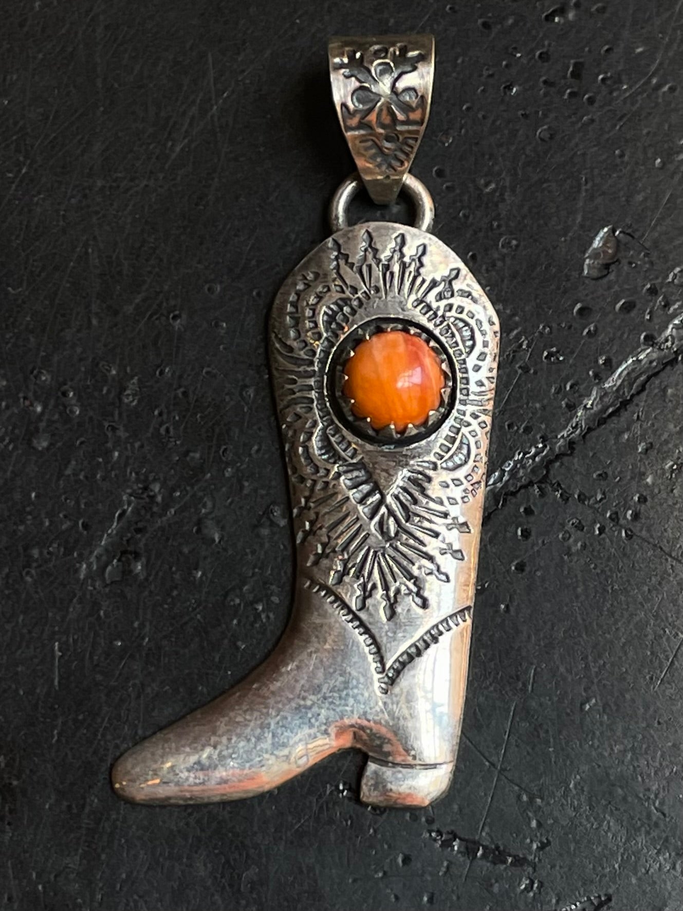 Spiny Oyster Cowboy Boot Pendant | Sterling Silver G436
