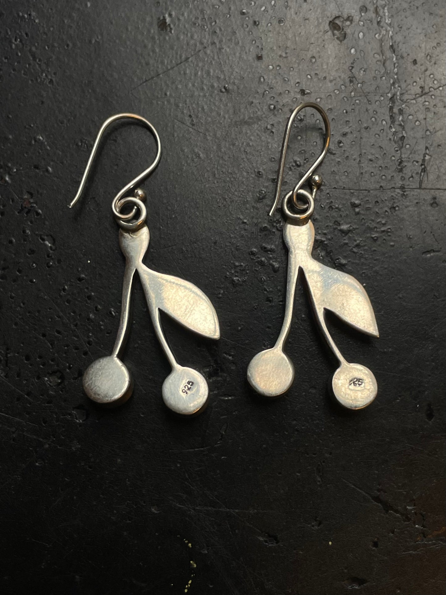 Spiny Oyster Cherry Stud Earrings | 925 Sterling Silver G245