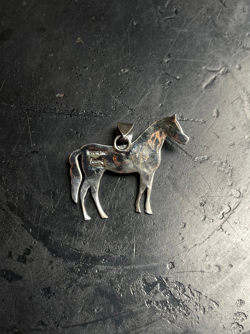 Spiny Oyster Horse Pendant | 925 Sterling Silver E264