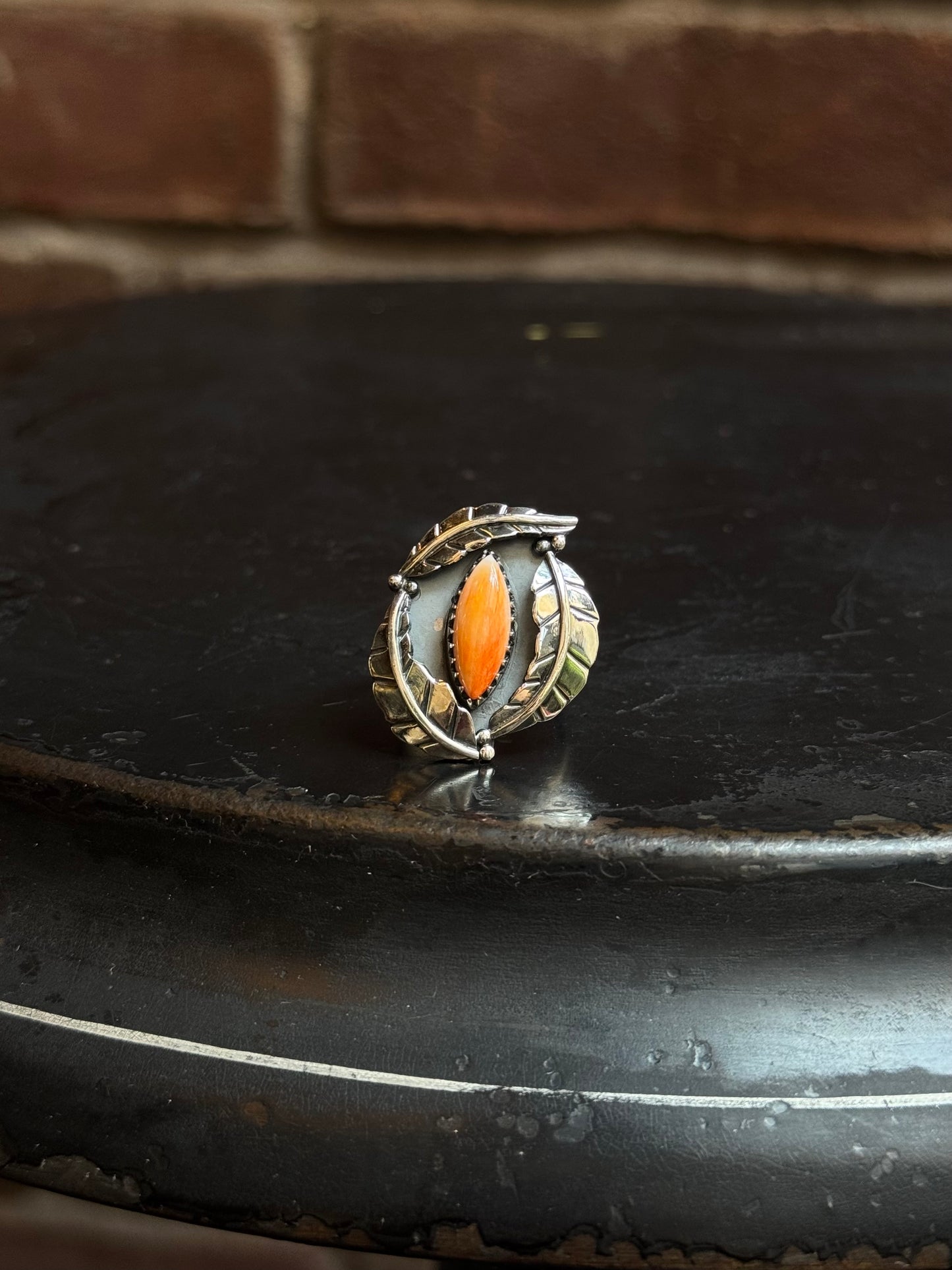 Spiny Oyster Feather Ring | 925 Sterling Silver | Size 8 C191