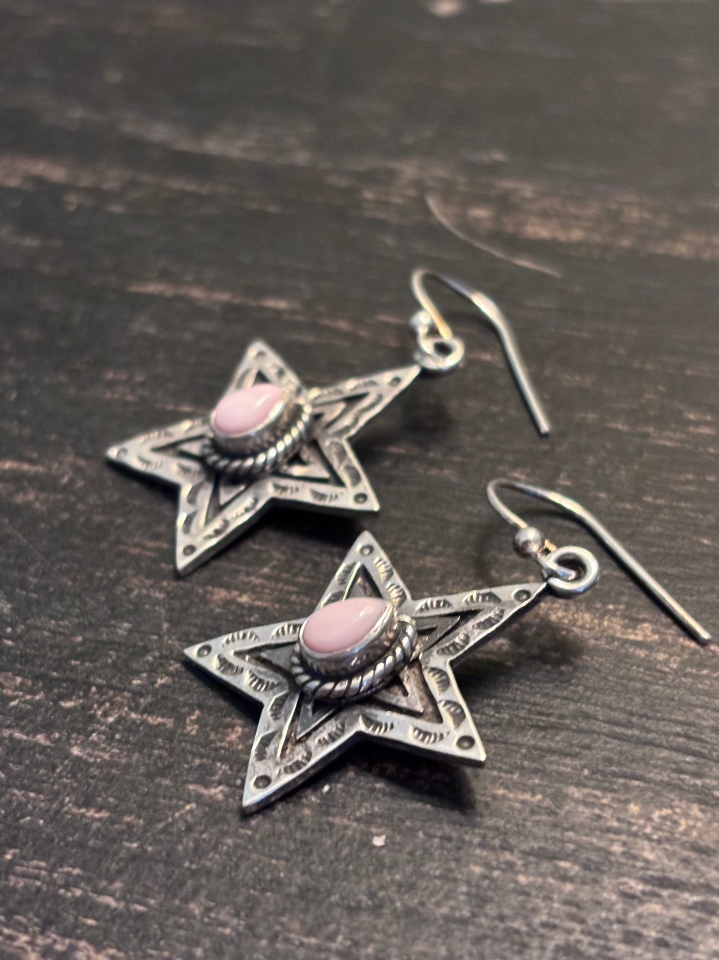 Pink Conch Star Dangle Earrings | 925 Sterling Silver A094