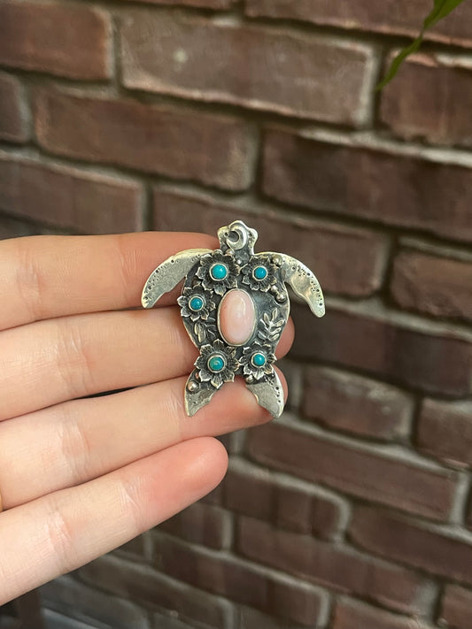 Pink Conch & Turquoise Turtle Pendant | 925 Sterling Silver C539