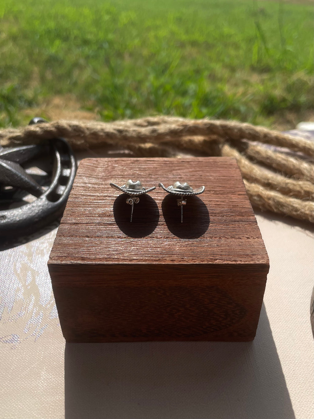 Turquoise Cowboy Hat Stud Earrings | 925 Sterling Silver G712