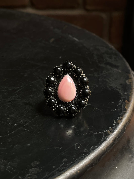 Pink Conch Teardrop Ring | Black Onyx | 925 Sterling Silver | Size 6 E289