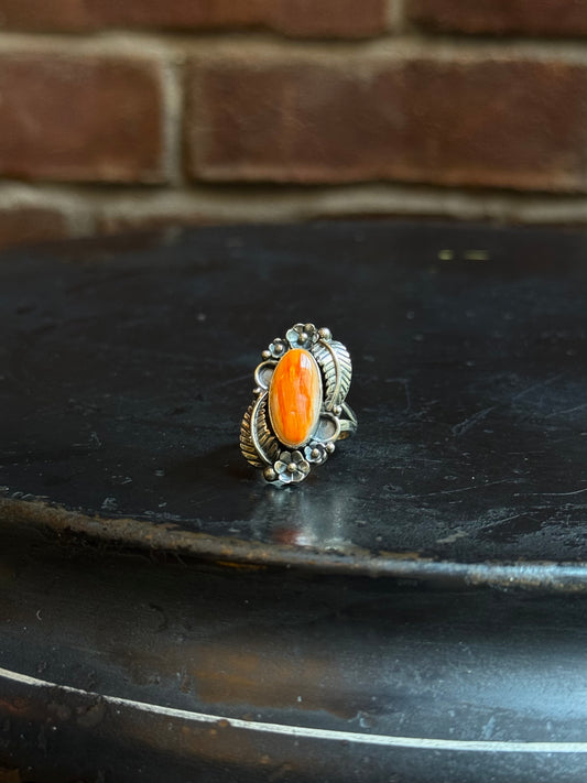 Spiny Oyster Floral Ring Size 6 | 925 Sterling Silver