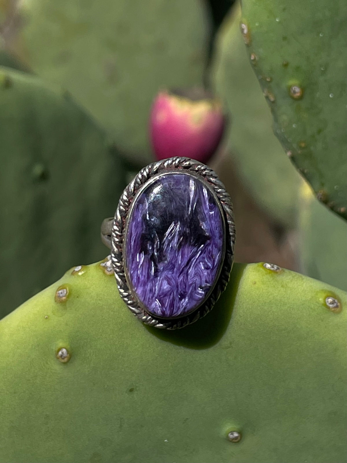 Charoite Oval Statement Ring Size 7 | 925 Sterling SilverD262