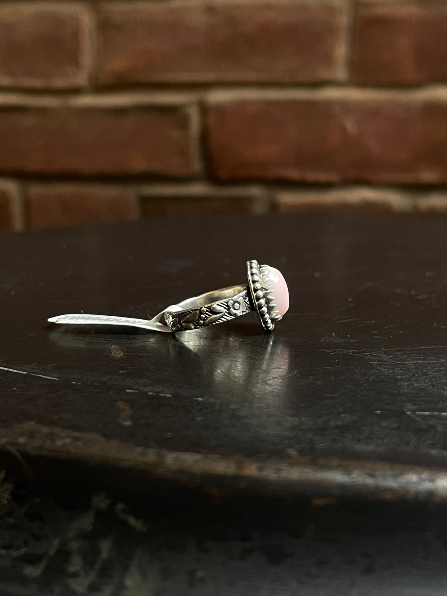 Pink Conch Oval Ring | Sterling Silver | Size 5 | A233
