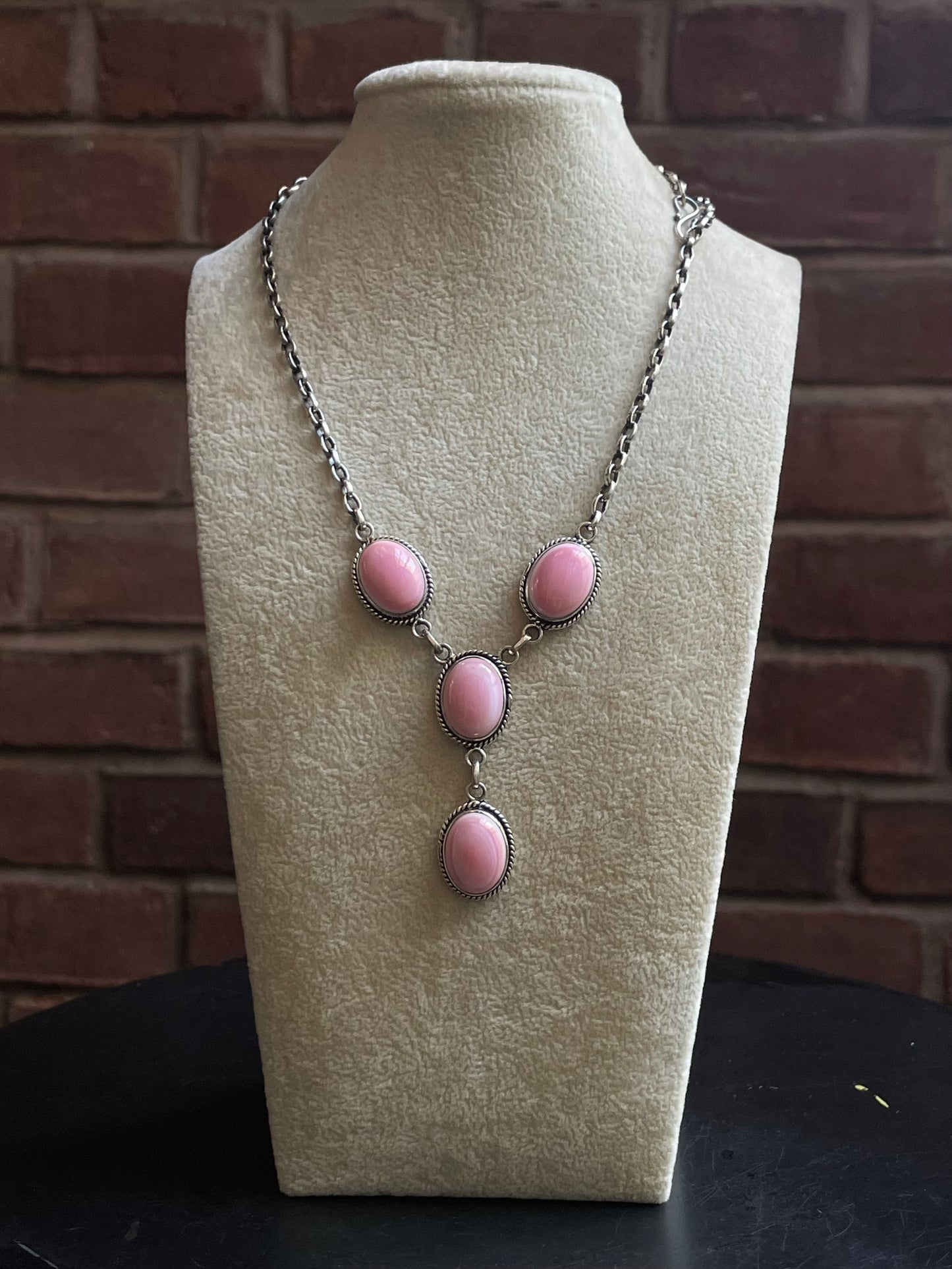 Pink Conch Oval Drop Necklace | Sterling Silver E825