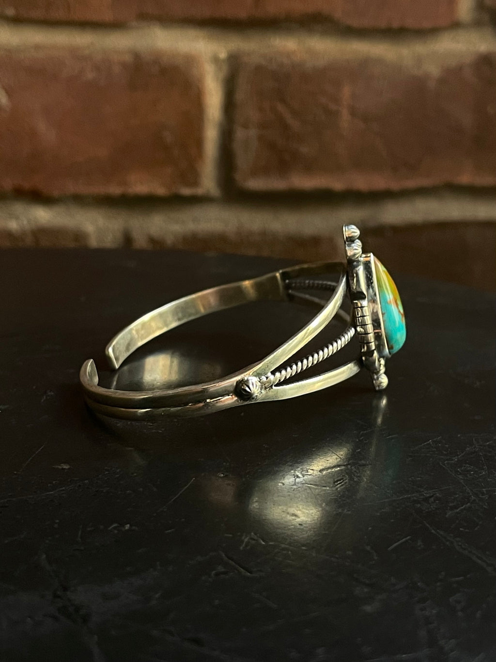 Kingman Turquoise Teardrop Cuff Bracelet | 925 Sterling Silver G679