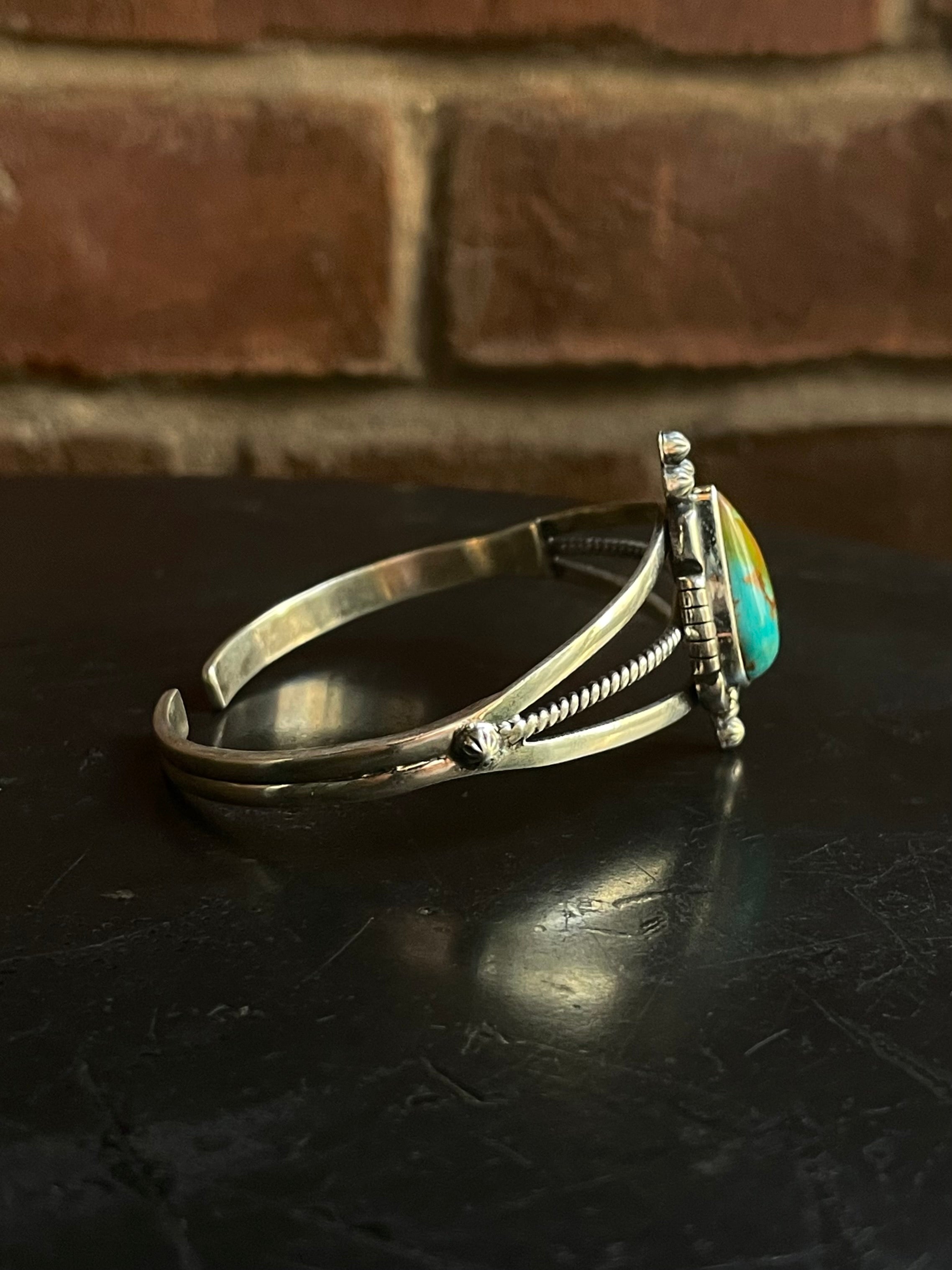 Kingman Turquoise Teardrop Cuff Bracelet | 925 Sterling Silver G679