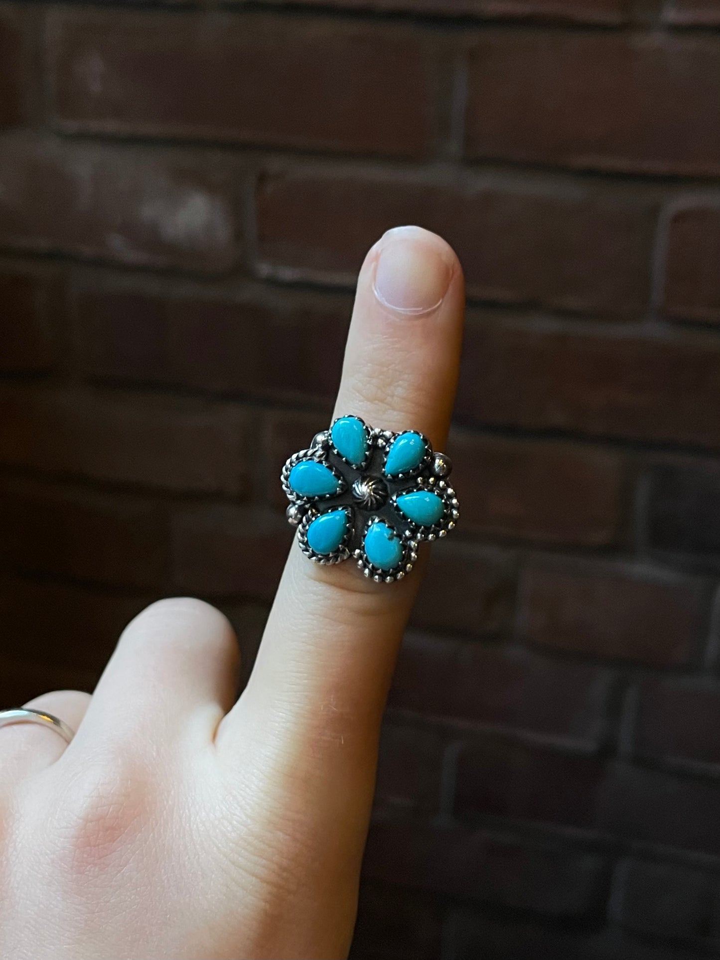 Kingman Turquoise Cluster Ring | Sterling Silver | Size 7 | A147