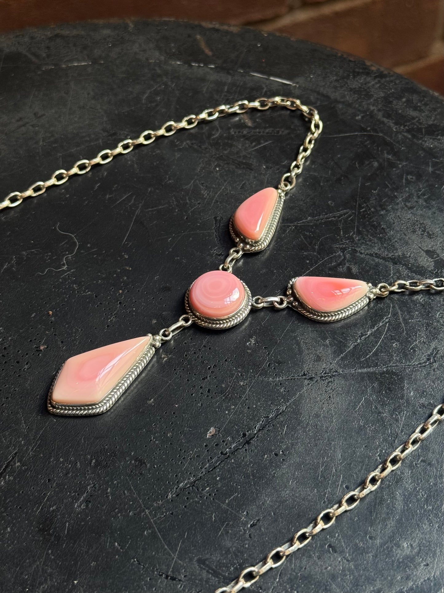 Pink Conch Kite Necklace | Sterling Silver | 3.2 in | A974