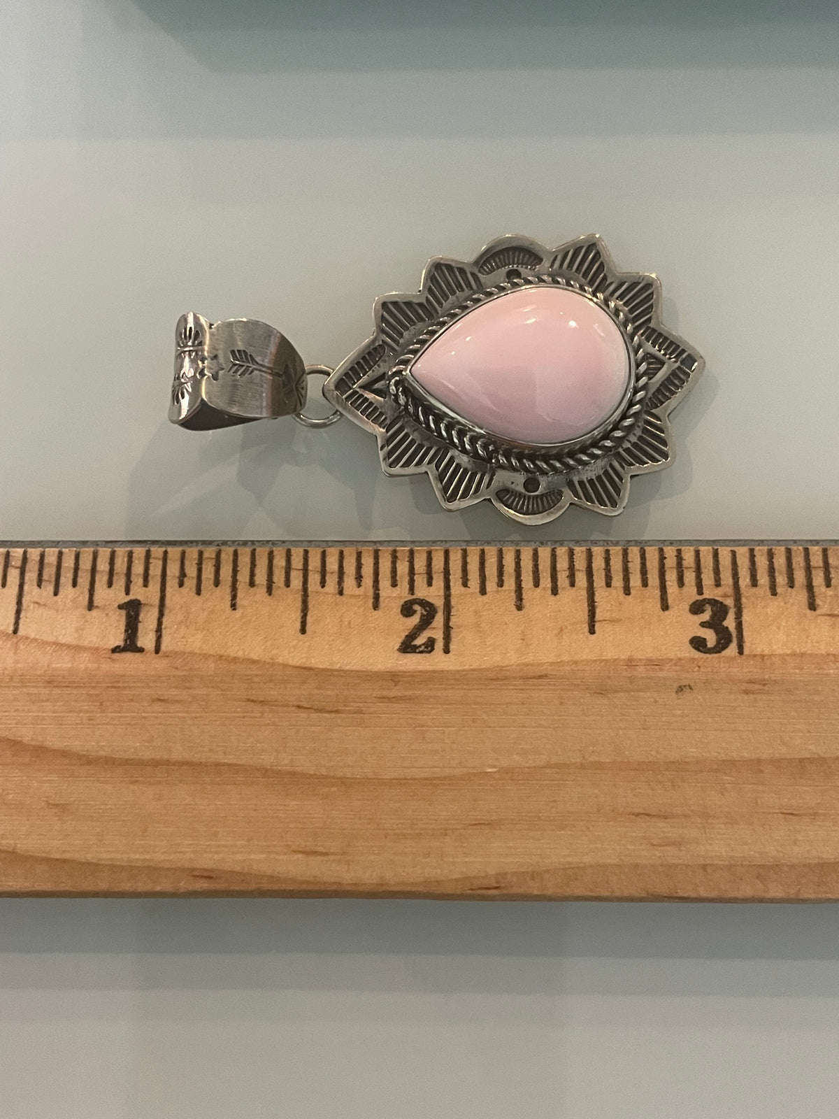 Pink Conch Teardrop Pendant | 925 Sterling Silver G694