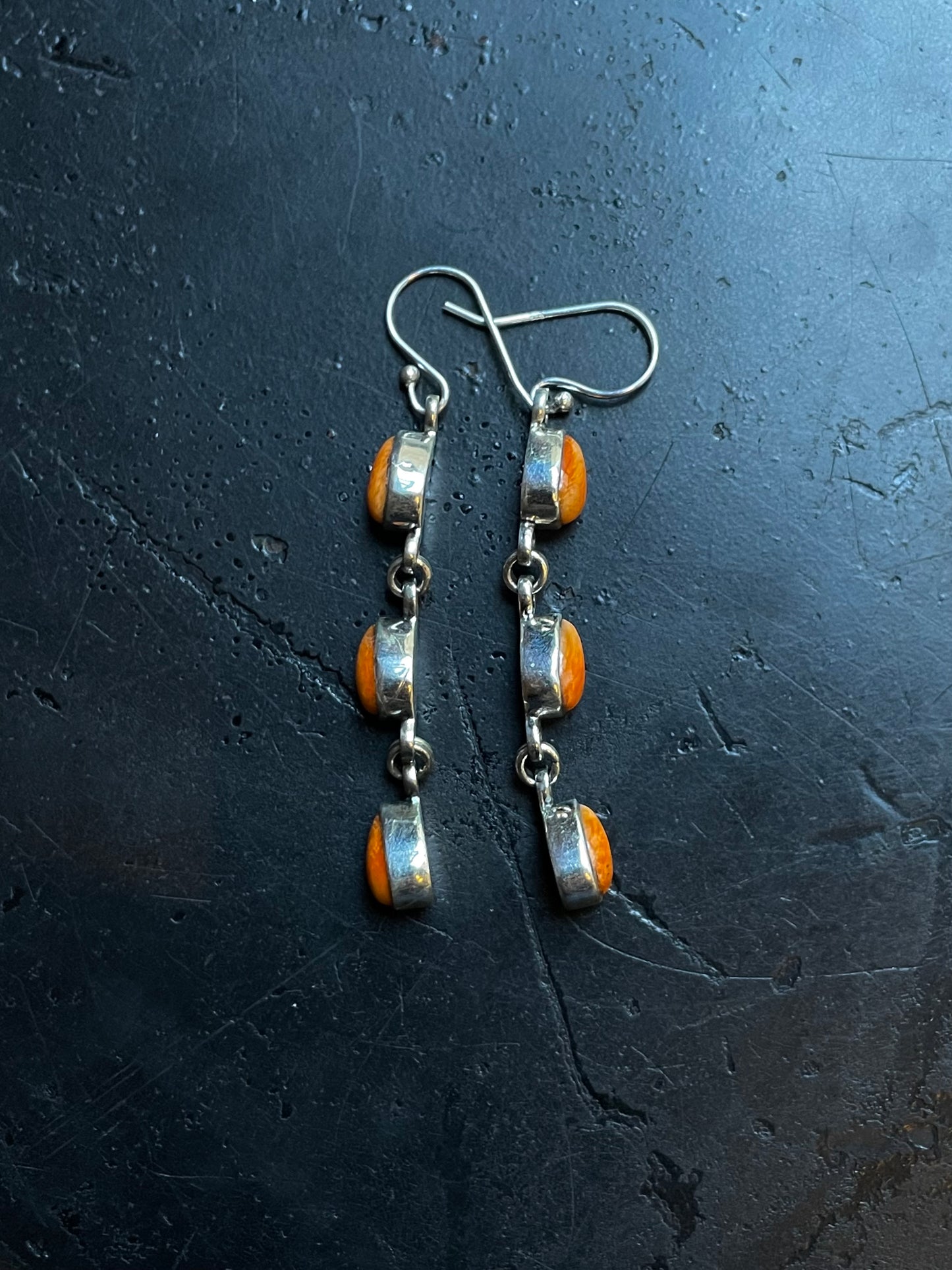 Spiny Oyster Dangle Earrings | 925 Sterling Silver E379