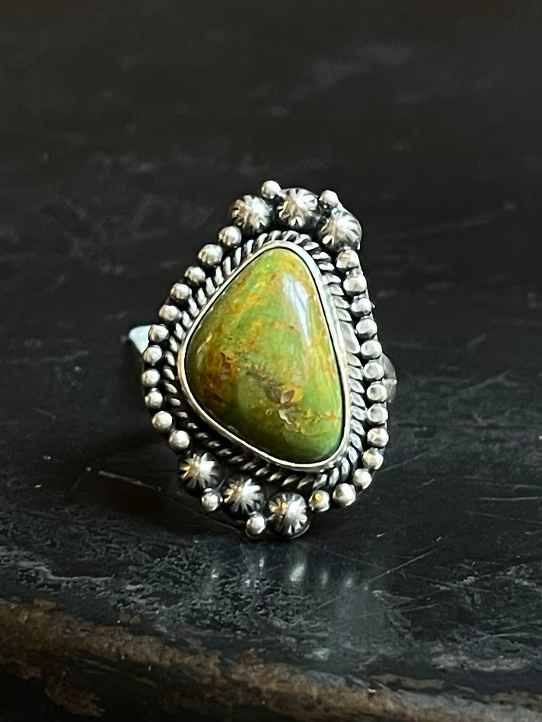 Kingman Turquoise Oval Ring | Sterling Silver | Size 7 | A324