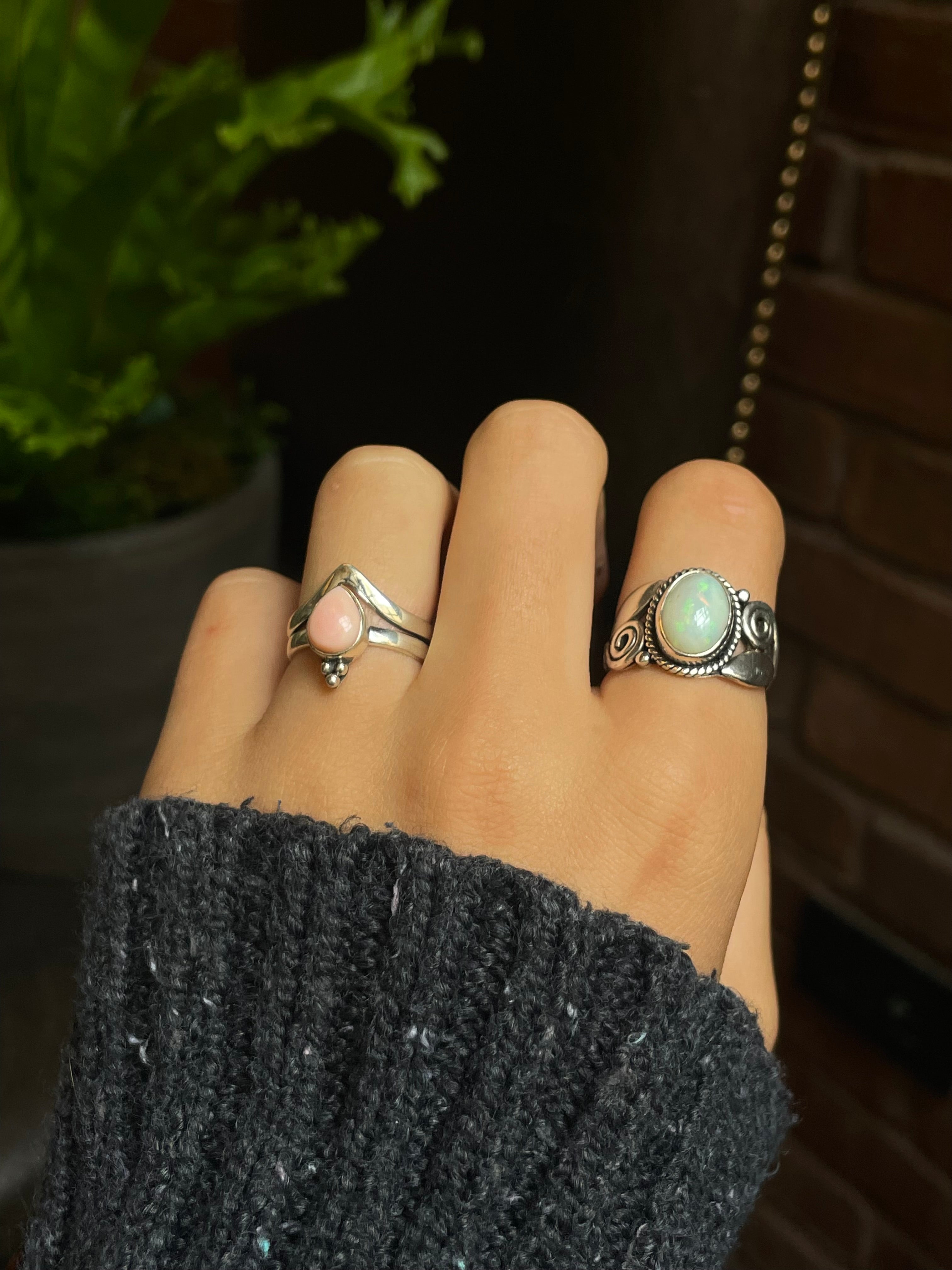 Pink Conch Tear Drop Ring Size 7 | 925 Sterling Silver G155