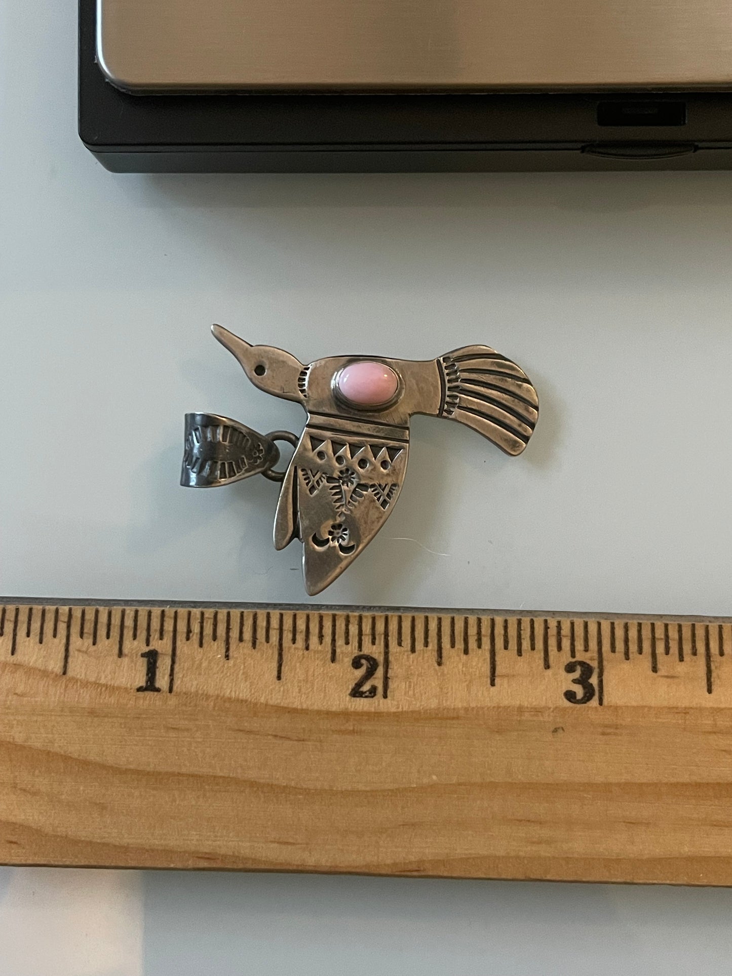 Pink Conch Humming Bird Pendant | 925 Sterling Silver E502
