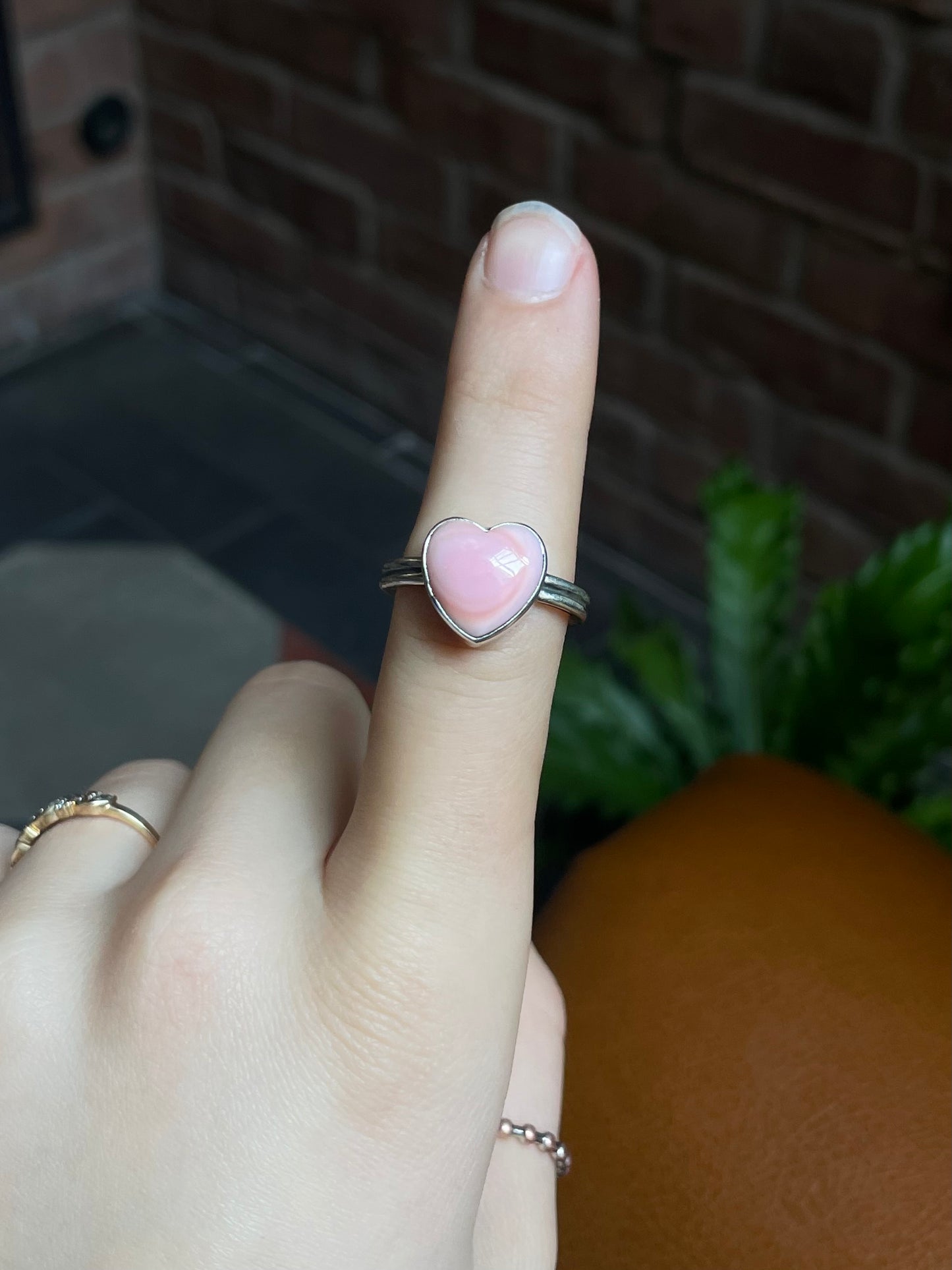 Pink Conch Heart Ring | 925 Sterling Silver Size 9 E438