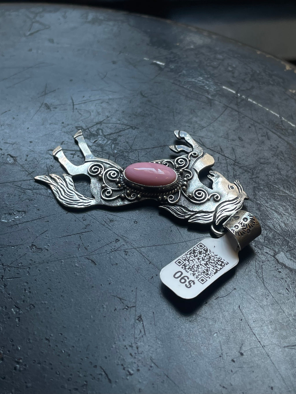 Horse Pendant in Pink Conch | Sterling Silver | A586